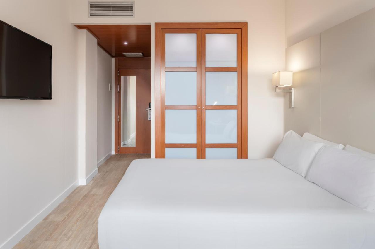B&B Hotel Granada Estacion Luaran gambar