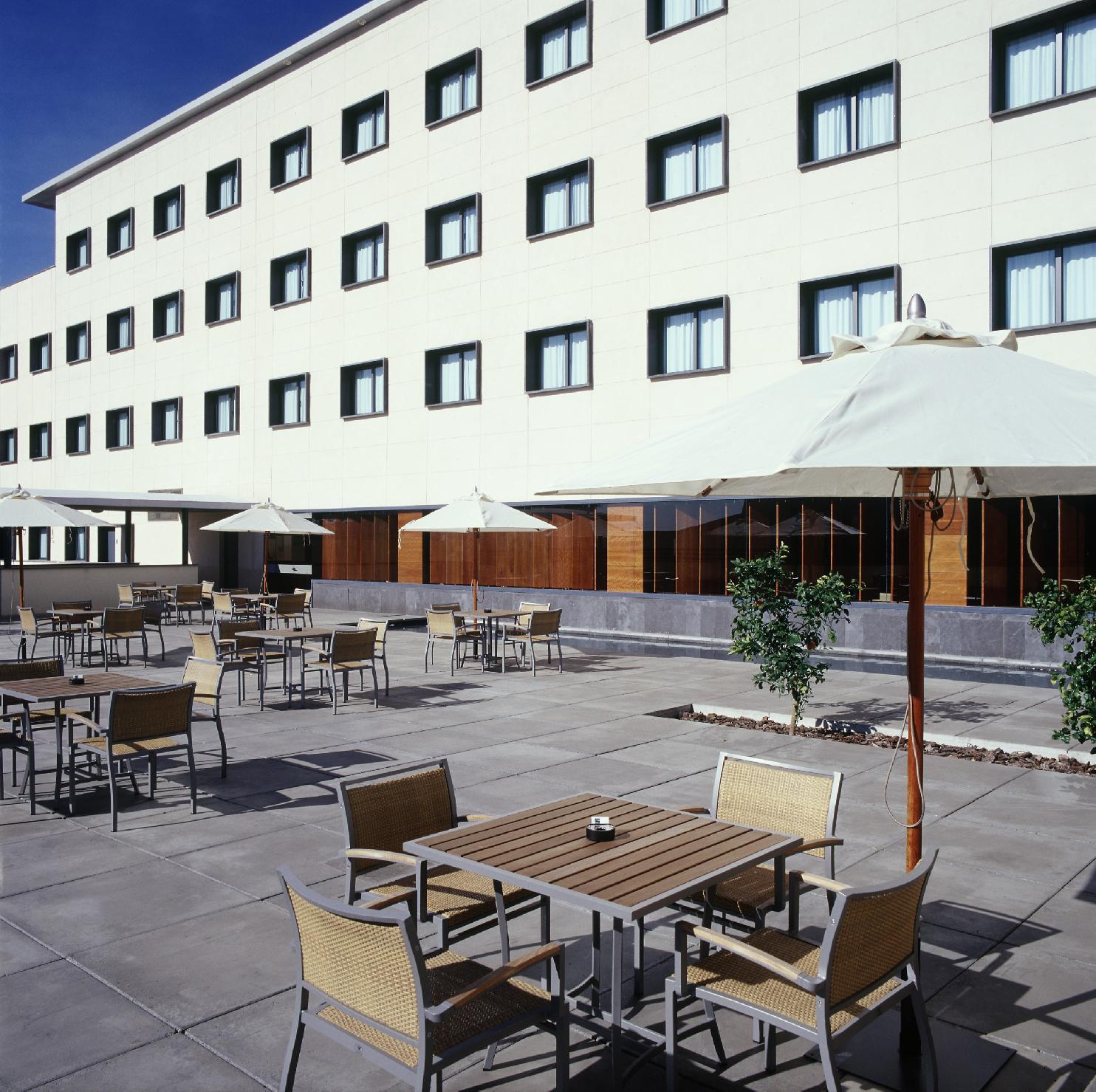 B&B Hotel Granada Estacion Luaran gambar