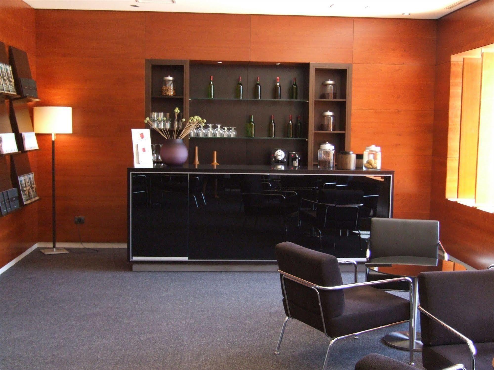 B&B Hotel Granada Estacion Dalaman gambar