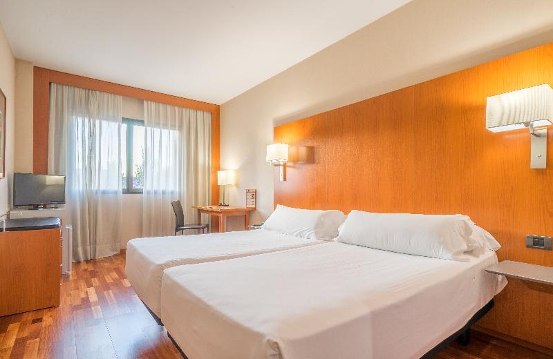 B&B Hotel Granada Estacion Luaran gambar